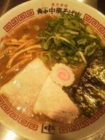 「中華そば￥７００＋替玉（友人から貰ったクーポン）」@東京神田 角中中華そば店の写真