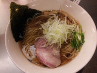 「醤油ラーメン」@麺処 ほん田 東京駅一番街店の写真