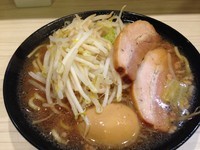 「豚醤油ラーメン【700円】」@麺バカ息子の写真