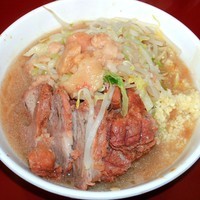 「少なめブタラーメン（800円）＋ニンニク・アブラ」@ラーメン二郎 相模大野店の写真
