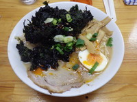 「豚骨岩のりタンタン」@九州大分ラーメン 麺恋亭 中華街店の写真