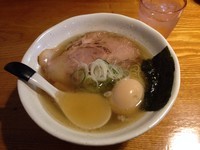「地鶏煮玉子塩ラーメン」@上州地鶏ラーメン 翔鶴の写真