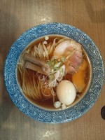 「味玉入り王道中華そば」@麺屋 鶴若の写真