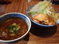 「カレーつけ麺中盛(ヤサイニンニク)＋プチご飯(850円)」@ラーメン燈郎の写真