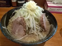「ラーメン　ニンニク少なめ」@ラーメン梅 梅島店の写真