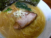 「醤油とんこつ」@ラーメンかずらの写真