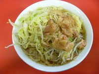 「小ラーメン（にんにく、脂）　６５０円」@ラーメン二郎 茨城守谷店の写真