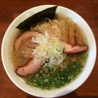 「煮干　塩（大盛・チャーシュー1枚増）￥720円（＋200円）」@ジュンタの写真