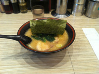 「ラーメン(太麺固め 替え玉固め)¥500+100-」@せい家 武蔵小山店の写真