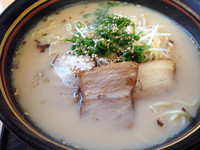 「豚骨醤油ラーメン」@一本道の写真