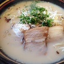 豚骨醤油ラーメン