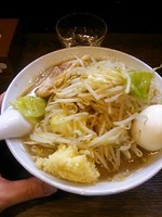 「そば750円、ゆで玉子80円」@豚そば 秀吉の写真