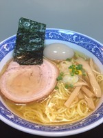 「味玉塩ラーメン 800円」@ラーメン専門 くぼ田の写真