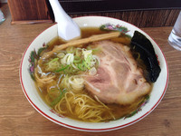 「中華そば（大盛り）650円＋100円」@地鶏中華そば 七里香の写真