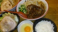 「「限定」濃厚牛骨ラーメン徳島風（生卵付き）にんにく無料等」@きら星の写真