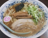 「中華そば(中盛)700円」@東池袋大勝軒 ROZEOの写真