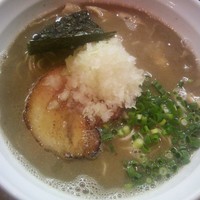 「【木曜限定】鶏白湯煮干  ７５０円」@麺や 飛来の写真