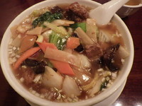 「牛バラ麺セット」@順海閣 酒家の写真