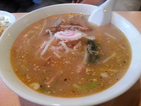 「ランチＢ味噌らーめん・半チャーハン（８００円）」@とらの子 新店の写真