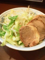 「豚増しらーめん850円野菜増し」@らーめん陸の写真