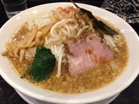 「らぁ麺」@背脂煮干中華そば 心やの写真