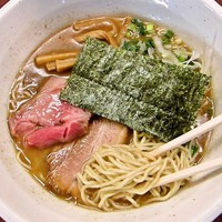 「軍鶏脂拉麺　700円」@良温(Ra-on)の写真
