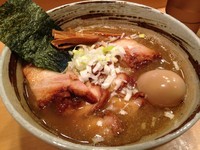 「味玉ラーメン 750円＋サービス チャーシュー」@麺味庵 和（NAGOMI）の写真