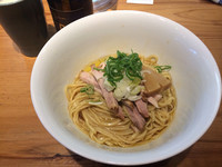 「鶏油そば」@ラーメン屋 トイ・ボックスの写真