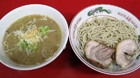「ラーメン（２枚）＋つけ￥６５０＋￥５０」@ラーメン二郎 湘南藤沢店の写真