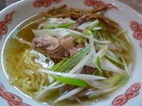 「どたはち伝説中華そば 　鶏肉」@めん処 土田八の写真