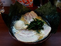 「オールスターラーメン　醤油」@横浜家系ラーメン本郷家の写真