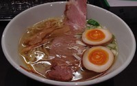 「ゆず塩ラーメン(夜限定)中盛増＋味玉」@にぼしらーめん とつきの写真