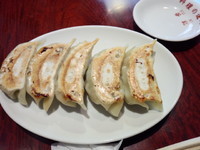 「焼き餃子283円」@谷記 御徒町店の写真