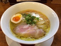 「塩らぁ麺」@麺や維新の写真