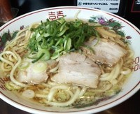 「背脂煮干ラーメン680円」@肉煮干し中華そば さいころの写真