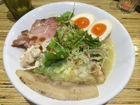 「特製鶏そば塩」@NOODLE STOCK 鶴おかの写真