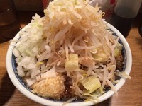 「らーめん+ 玉ねぎ  ヤサイ、ニンニク無料」@らーめん こじろう526 日暮里店の写真