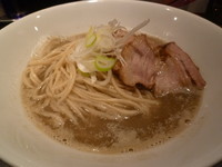 「肉そば　小」@自家製麺 伊藤 銀座店の写真