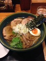 「塩ワンタンチャーシュー」@支那そば やまいちの写真