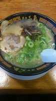 「やる氣ラーメン500円」@博多三氣 水城店の写真