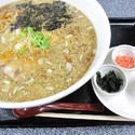 背脂ラーメン　７５０円　＋　大盛　１００円
