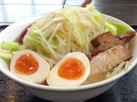 「竹次郎（野菜マシ）＋味玉」@麺酒場かぐやの写真