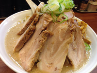 「チャーシューラーメン+モヤシ」@拉麺 梅太郎の写真