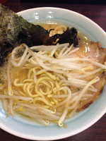 「ラーメン 並 ¥650」@横浜ラーメン 増田家 幕張店の写真