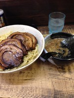「チャーシューつけ麺大盛り」@めん屋 元助 平塚店の写真