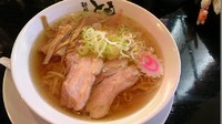 「手打ち中華(580円)」@麺伝 ともの写真