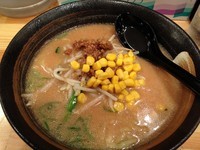 「北海道らーめん（７００円）」@門左衛門 朝霞台店の写真