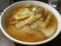 「手打ラーメン　650円」@手打ラーメン 優の写真