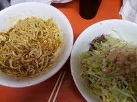 「ラーメン＋グッチーズカレー　650＋200円」@ラーメン二郎 相模大野店の写真