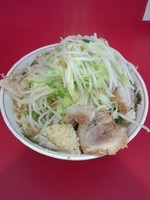 「ラーメン（ヤサイ・ニンニク・アブラ）」@ラーメン英二の写真